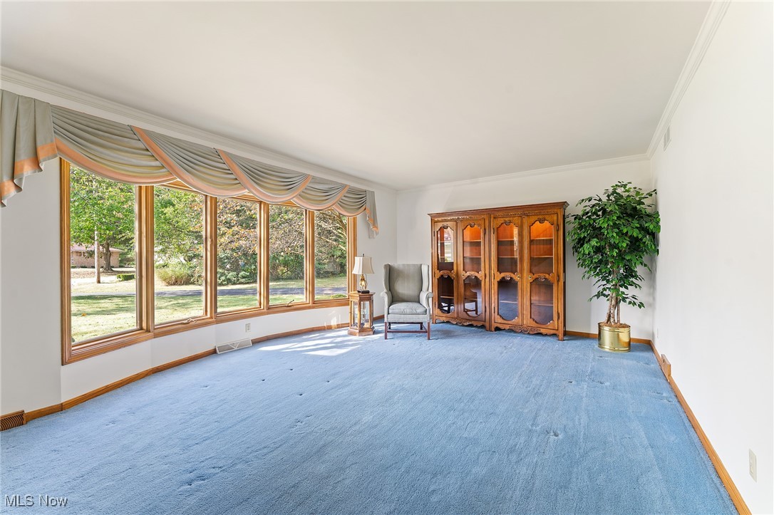 Hamilton Lake Manor #3 - Residential