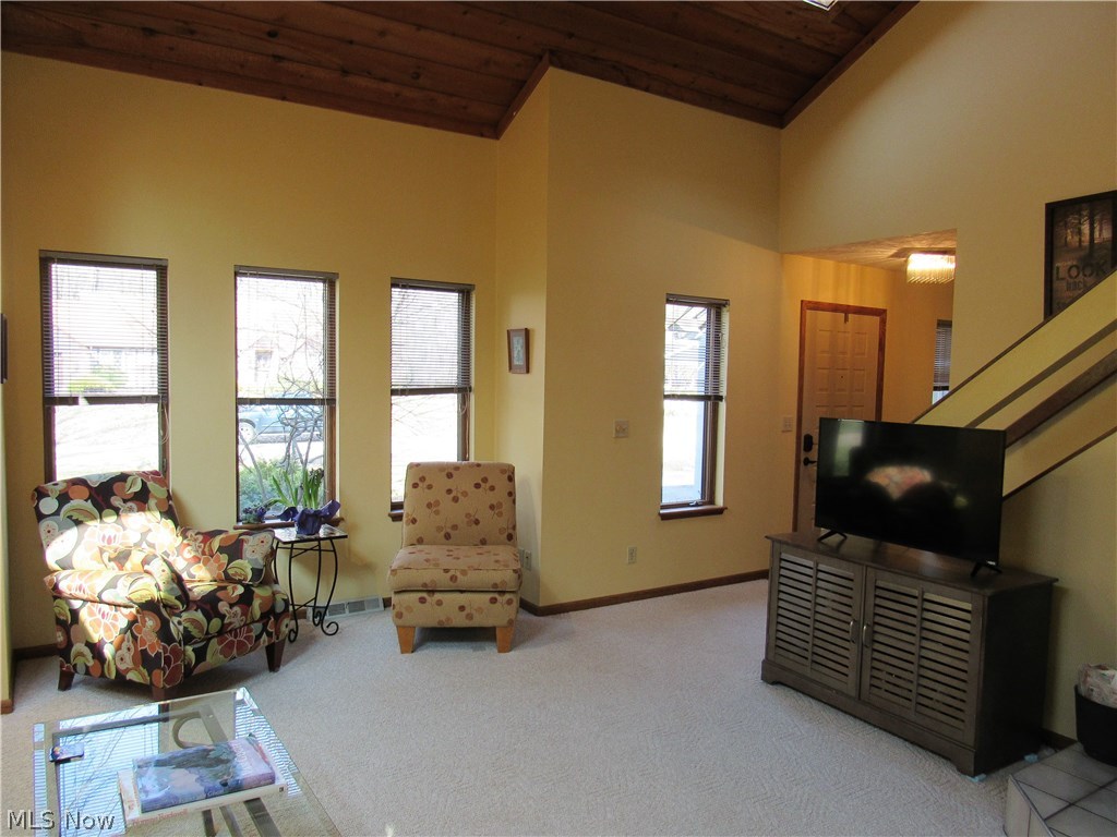 Tower View 12 - Residential