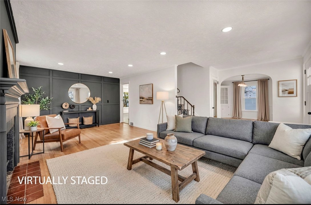 Hoy-Lo-Mae Allotment Second Ad - Residential