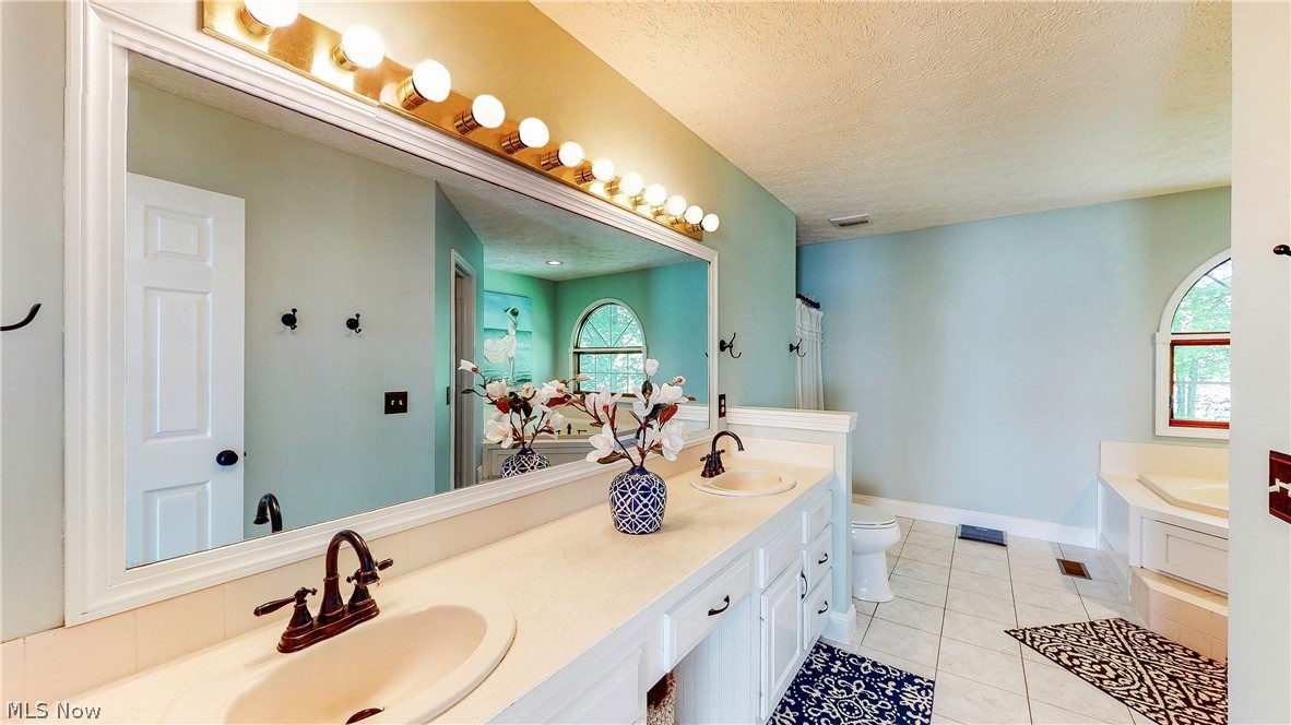 Highland Chase - Residential