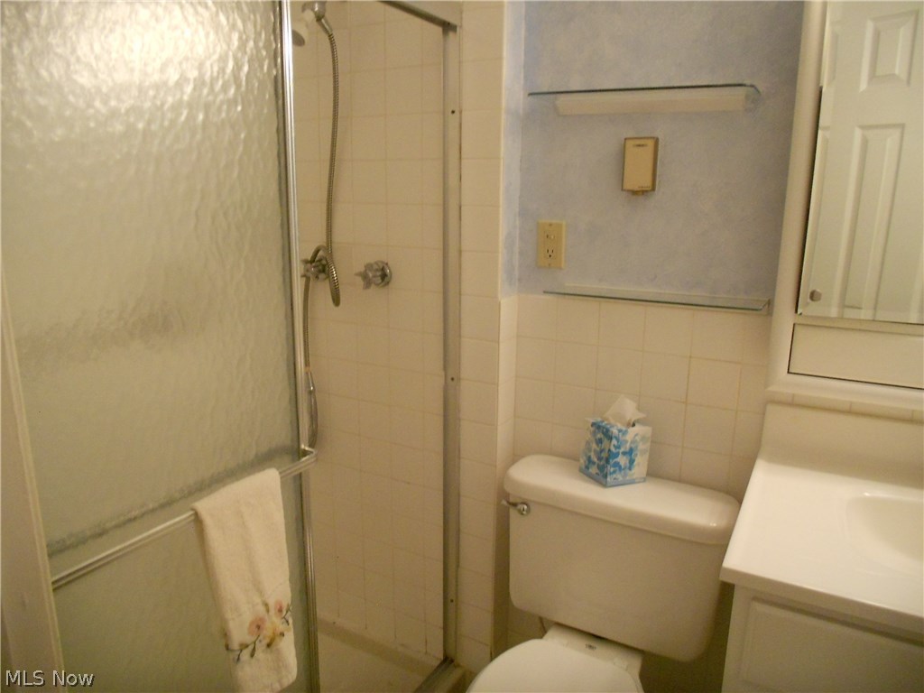 Silver Lake Towers Condo - Residential