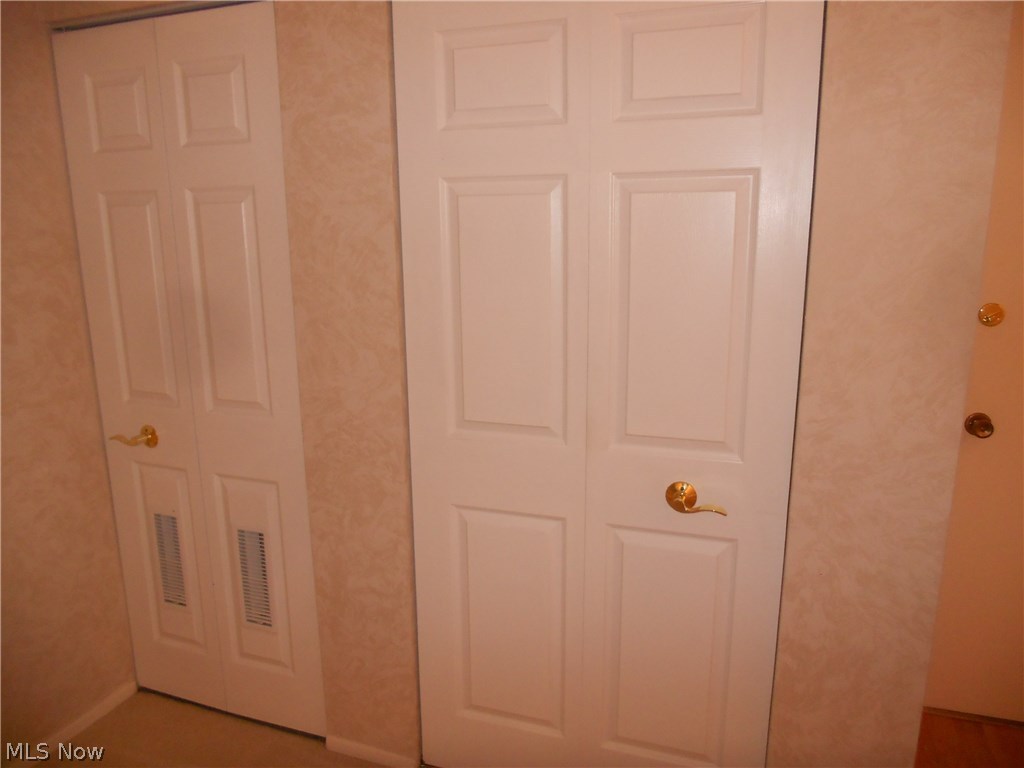 Silver Lake Towers Condo - Residential