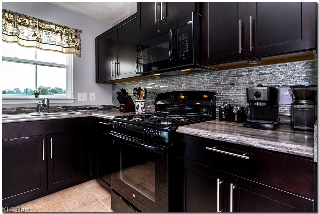 Stonegate At Waterbury Sub - Residential