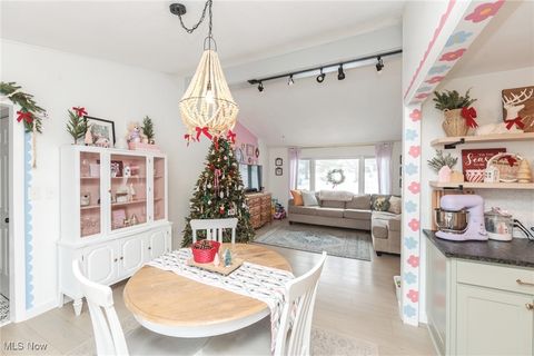 Tiny photo for 975 Colony Drive, Aurora, OH 44202 (MLS # 5178538)