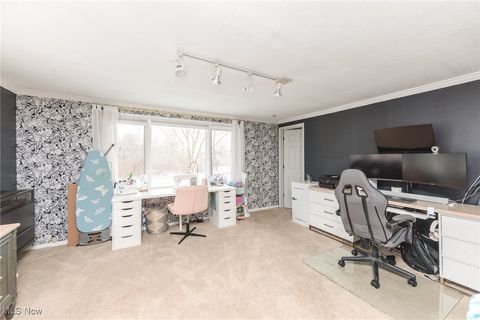 Tiny photo for 975 Colony Drive, Aurora, OH 44202 (MLS # 5178538)