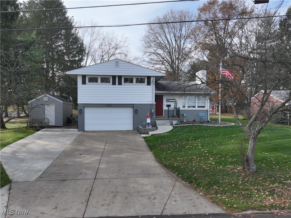 2262 Robinhood Drive, Wooster, Ohio image 1