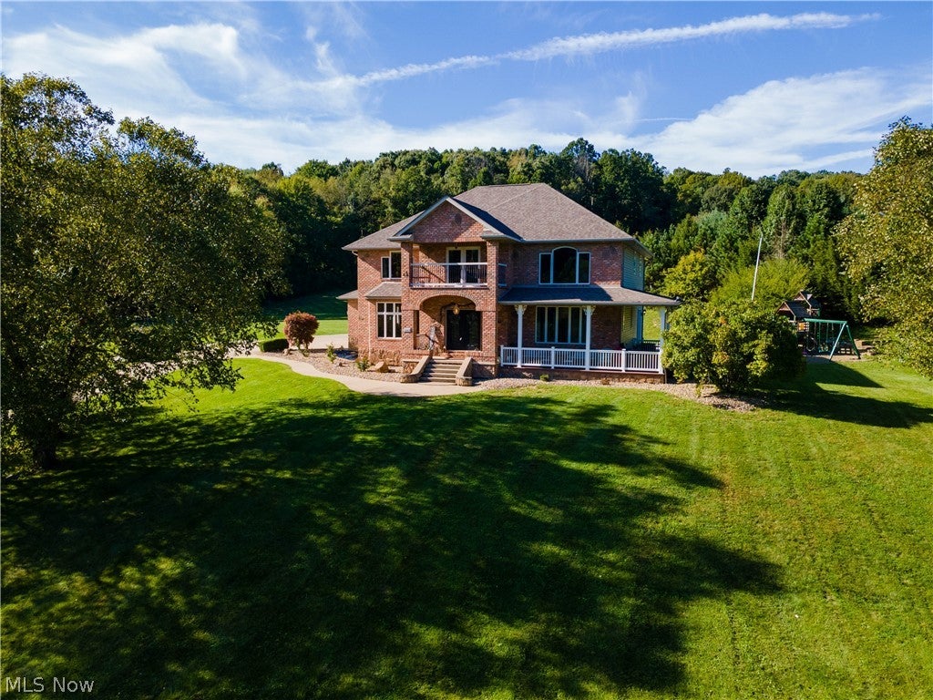 2065 Fox Chase Circle NE