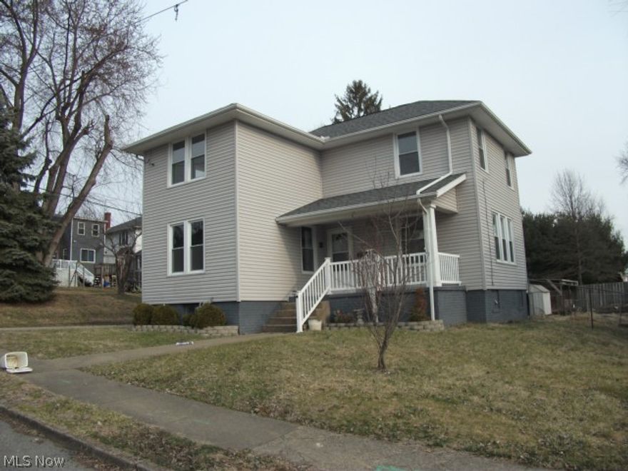 Like new in and out. Totally renovated 2007.  New baths,kitchen,carpets,
siding, roof and more. Big fenced rear yard and carport. Patio. Outside
entrance to basement.