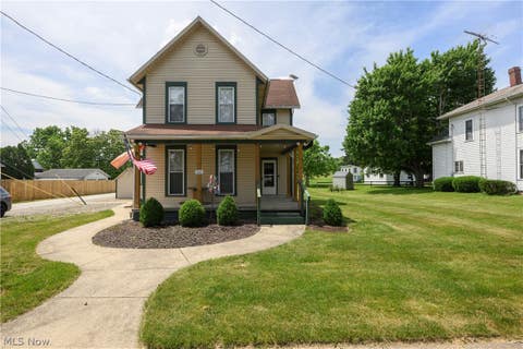Homes For Sale - 372 Park Avenue<br/> Bolivar, OH 44612