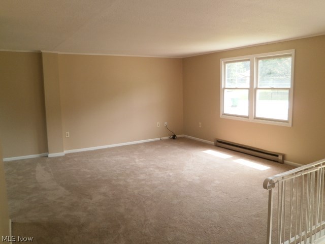 Hooly Hills 01 - Residential