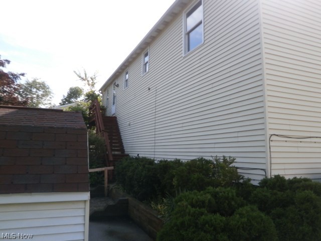 Hooly Hills 01 - Residential