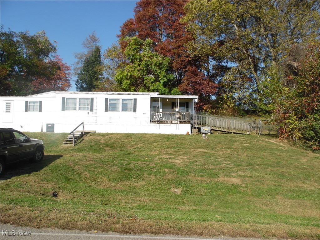 3897 Newbury Road, Little Hocking, Ohio image 3