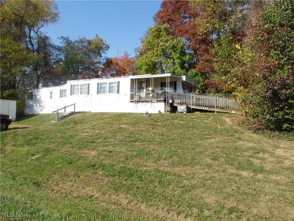 3897 Newbury Road, Little Hocking, Ohio image 2