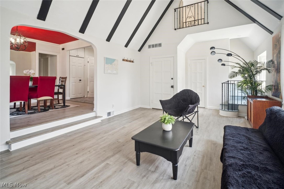 Vansweringen - Residential Income