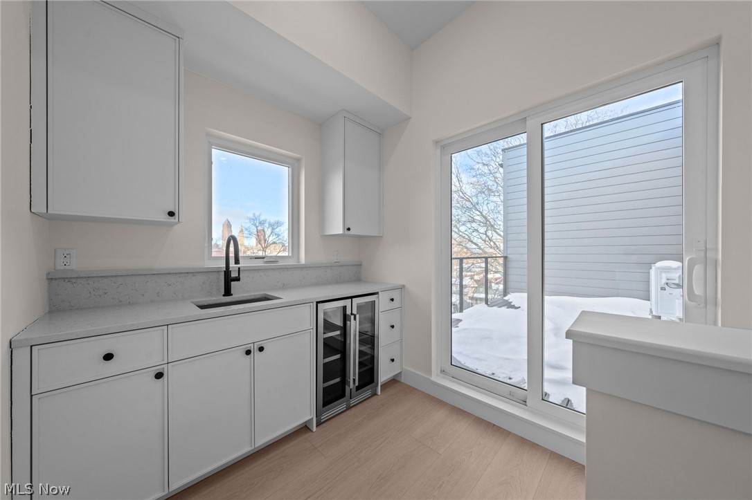 Burik Luxury Townhomes - Residential