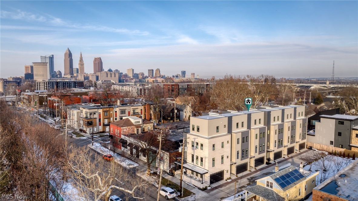 Burik Luxury Townhomes - Residential