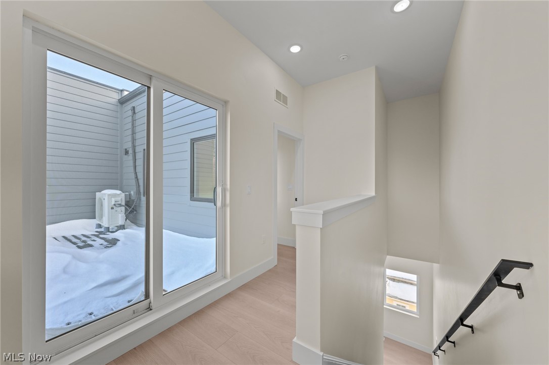 Burik Luxury Townhomes - Residential