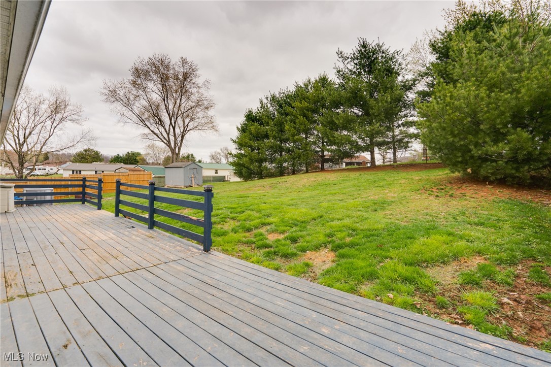 44 Hickory Drive, Little Hocking, Ohio image 19