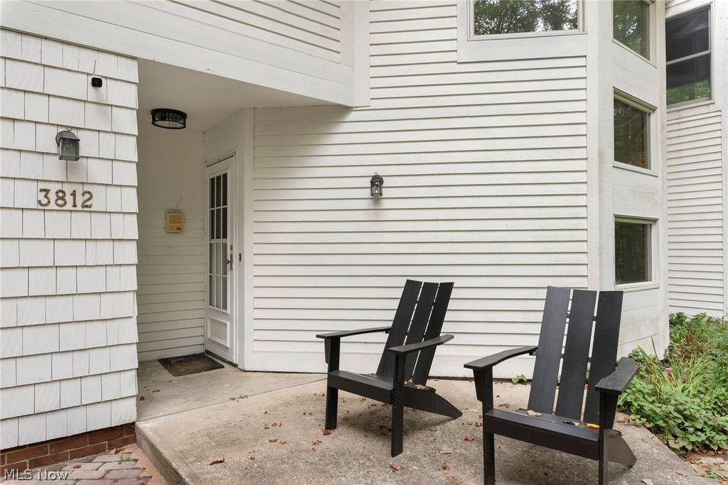 Photo of 3812 Ellendale Road, Moreland Hills, OH 44022 (MLS # 5192120)