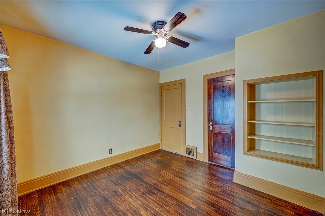 Pelham Manor - Residential