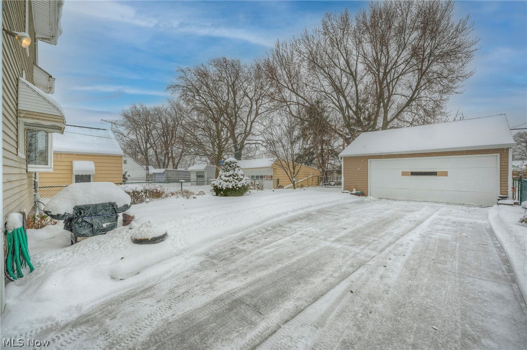 Pelham Manor - Residential