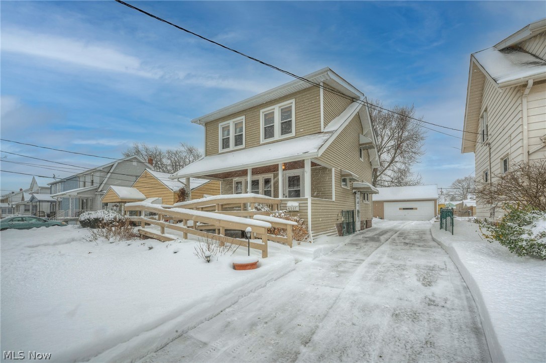 Pelham Manor - Residential