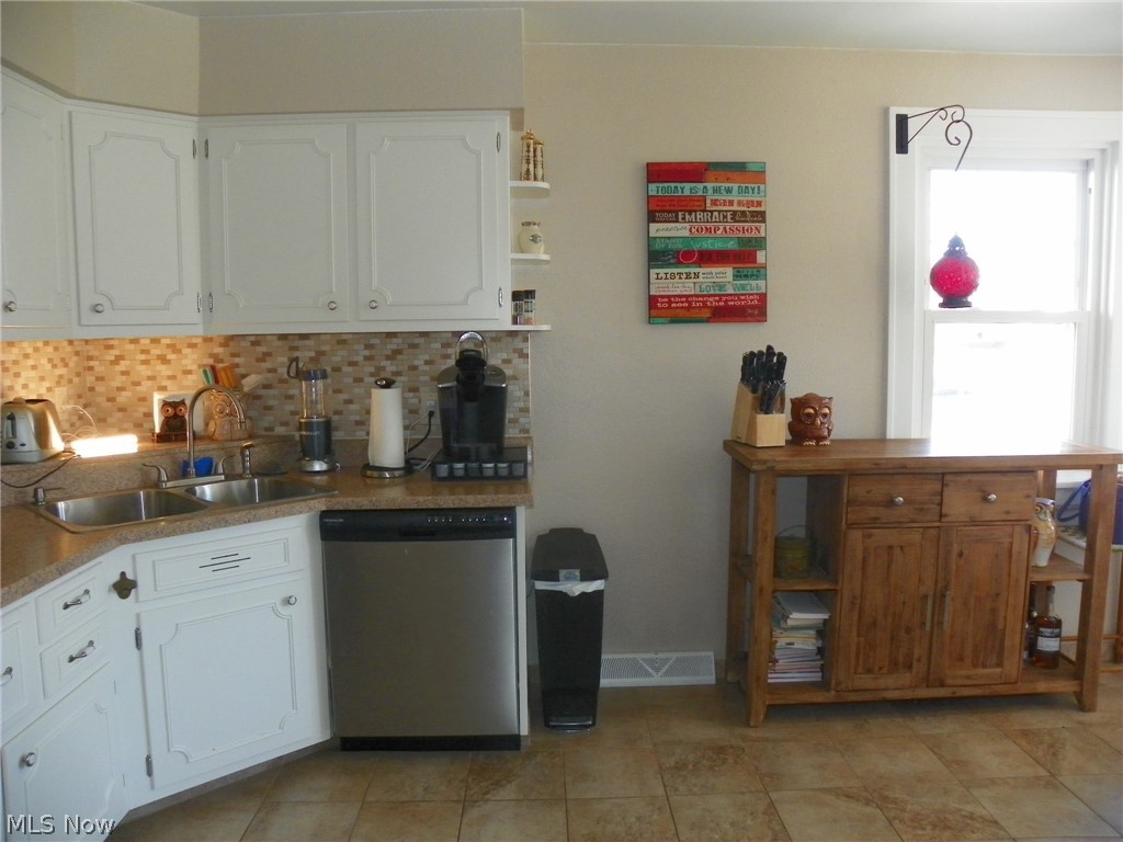 William A Schleicher Arthur Ave - Residential