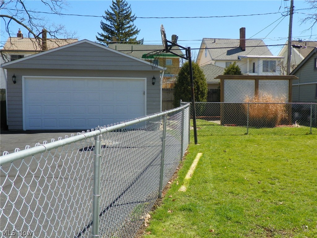 William A Schleicher Arthur Ave - Residential