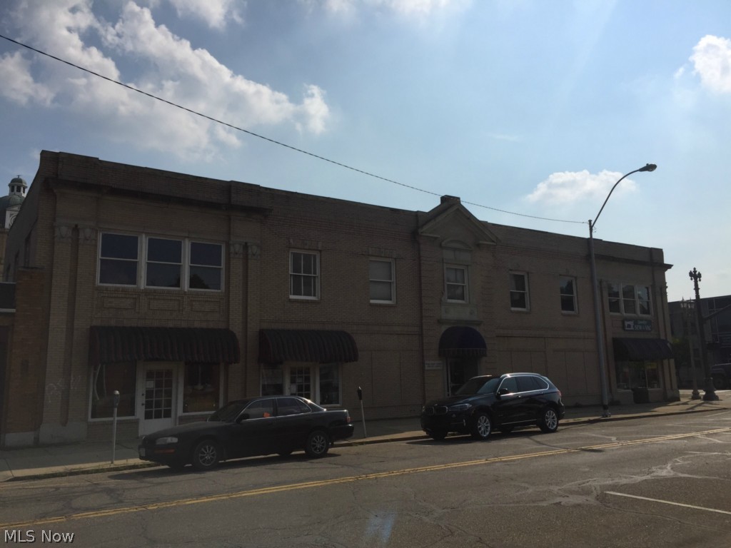 City/New Philadelphia - Commercial Sale