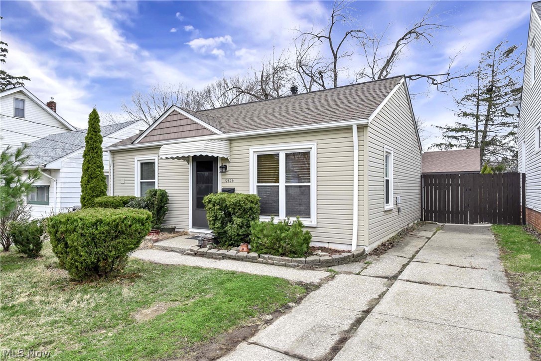 12820 Longmead Avenue