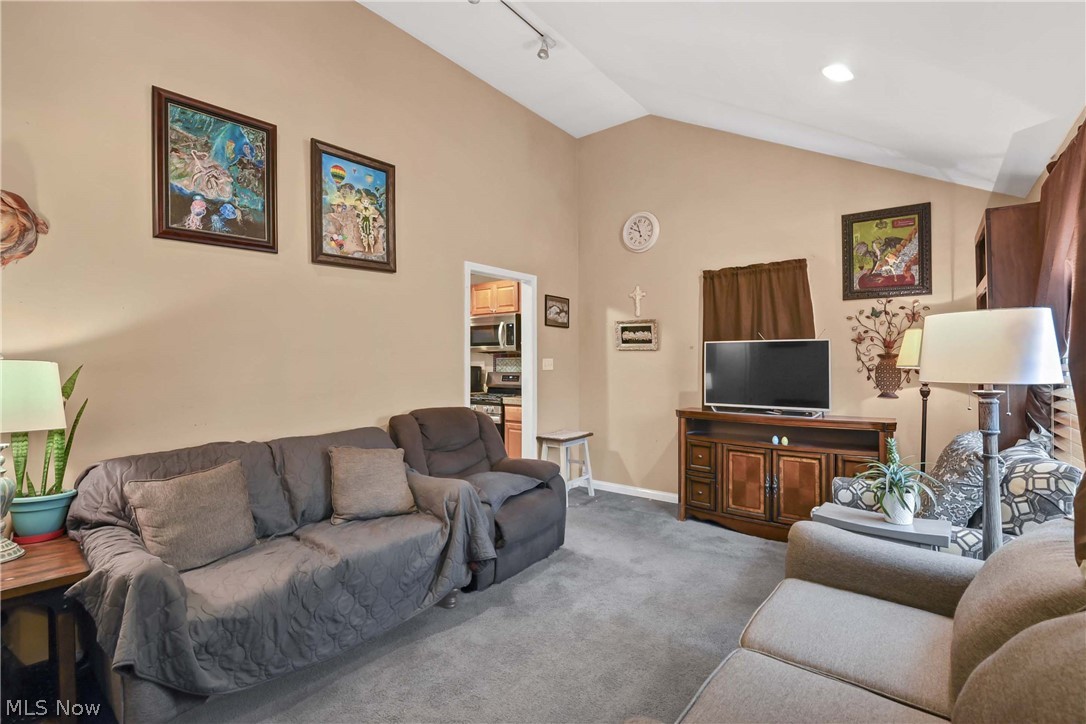 12820 Longmead Avenue