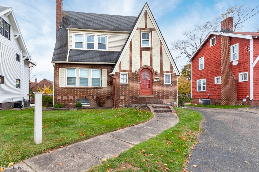 Canton - Commercial Sale