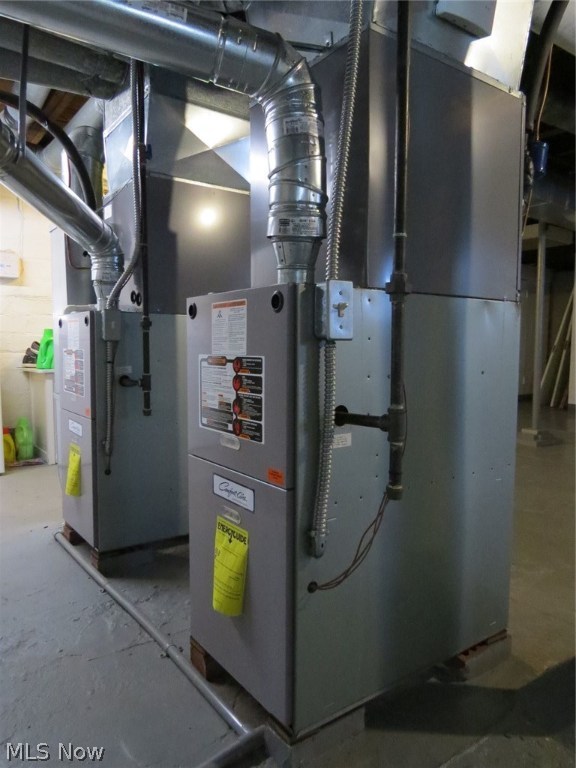 Theodore Kundtz - Residential Lease