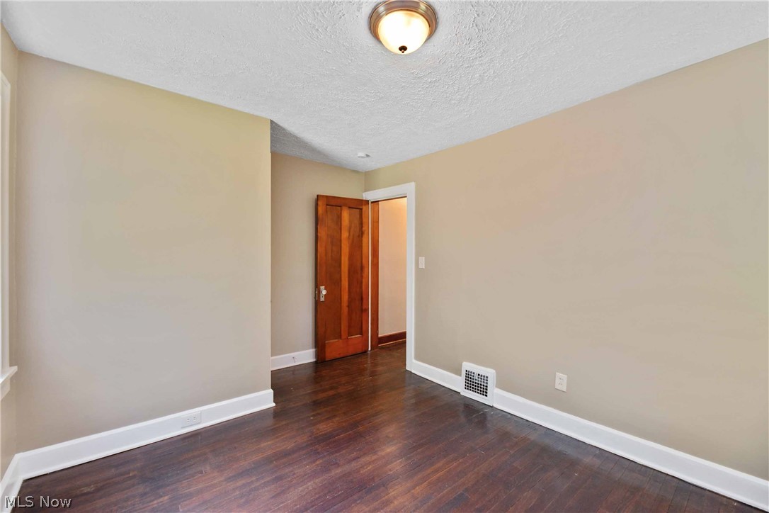 Wm T Arnos Belvoir Green - Residential