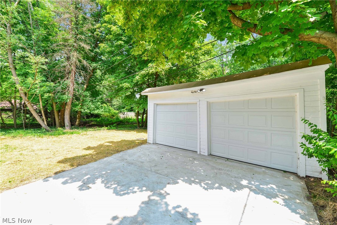 Wm T Arnos Belvoir Green - Residential