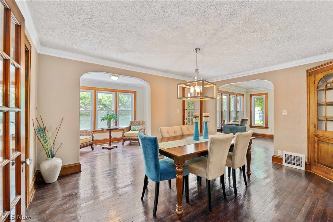 Wm T Arnos Belvoir Green - Residential