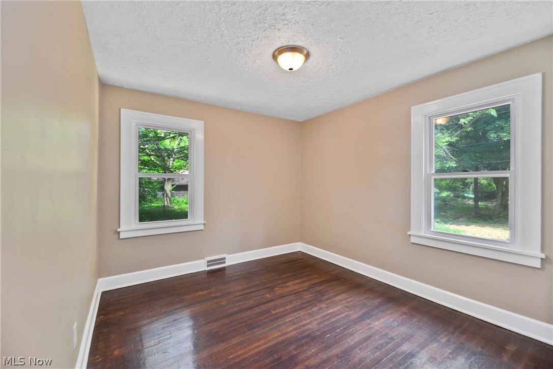 Wm T Arnos Belvoir Green - Residential