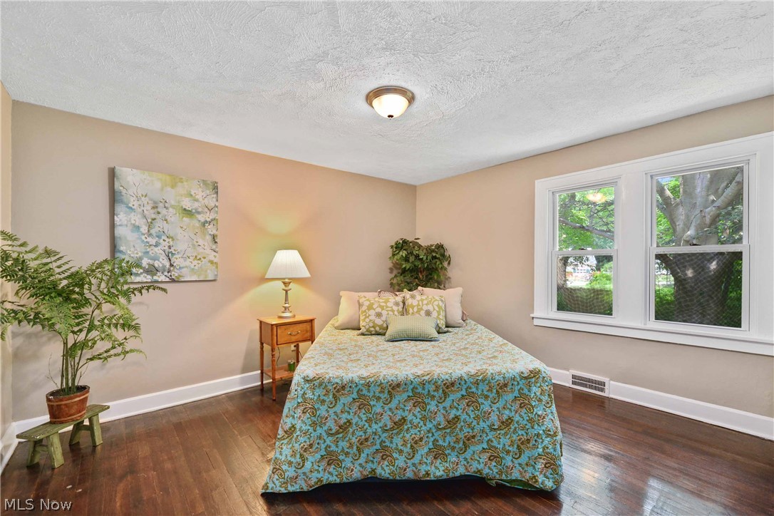 Wm T Arnos Belvoir Green - Residential