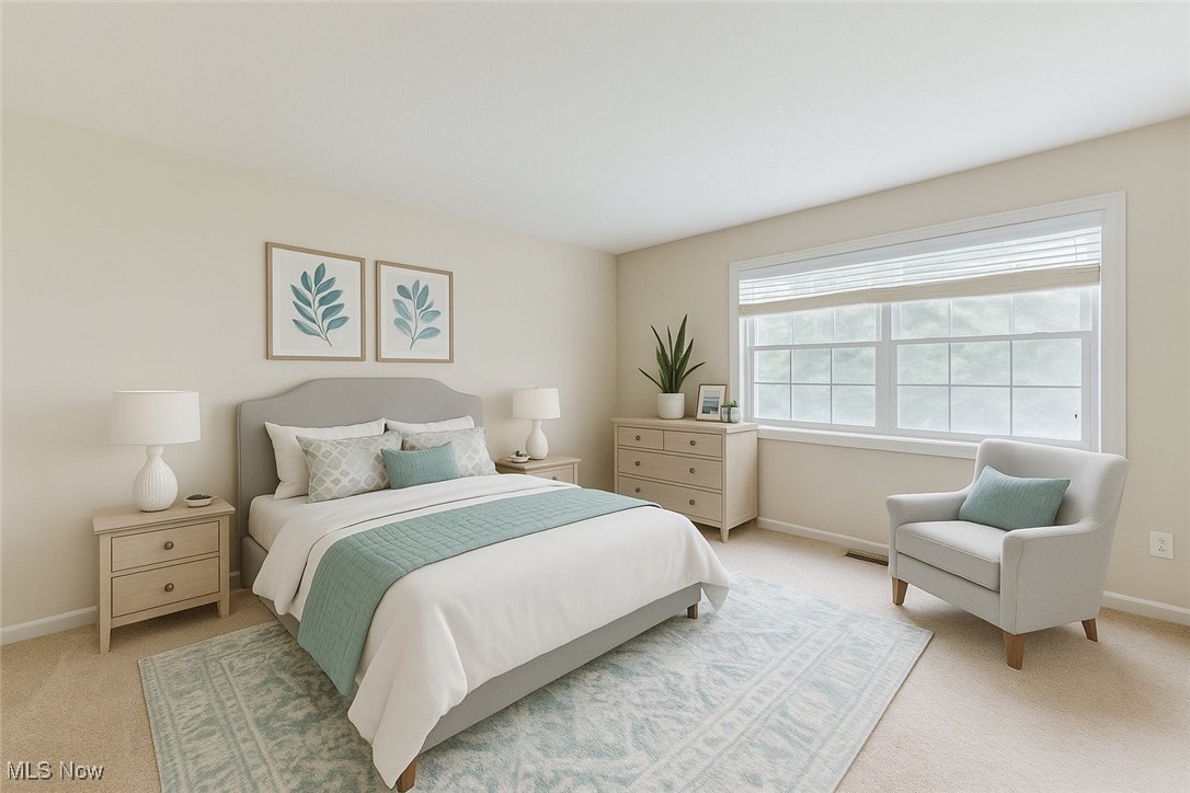 Willoughby, Ohio 44094, United States, 2 Bedrooms Bedrooms, ,3 BathroomsBathrooms,Residential,Contingent,150835