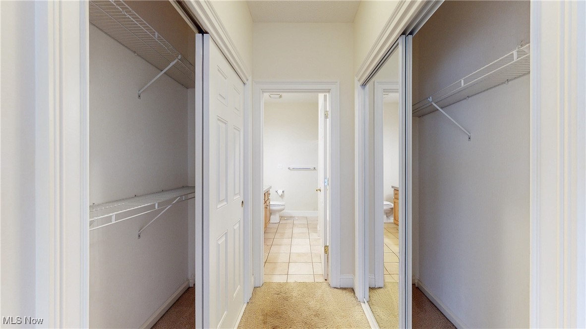 Willoughby, Ohio 44094, United States, 2 Bedrooms Bedrooms, ,3 BathroomsBathrooms,Residential,Contingent,150835