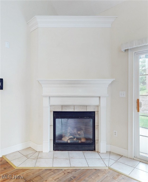 Willoughby, Ohio 44094, United States, 2 Bedrooms Bedrooms, ,3 BathroomsBathrooms,Residential,Contingent,150835