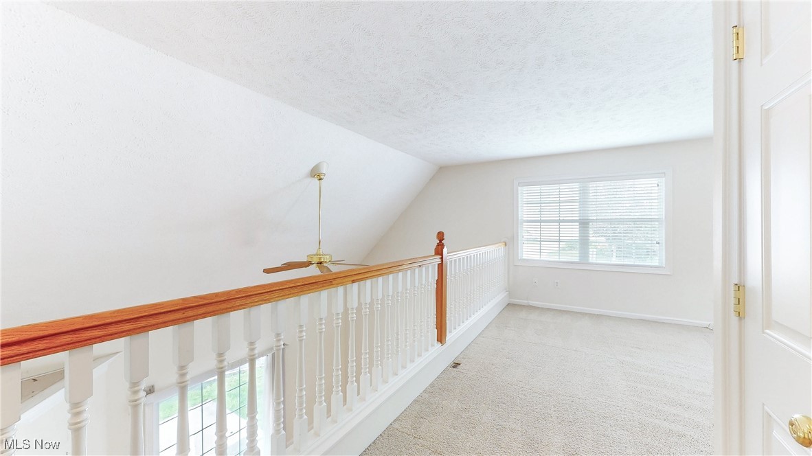 Willoughby, Ohio 44094, United States, 2 Bedrooms Bedrooms, ,3 BathroomsBathrooms,Residential,Contingent,150835