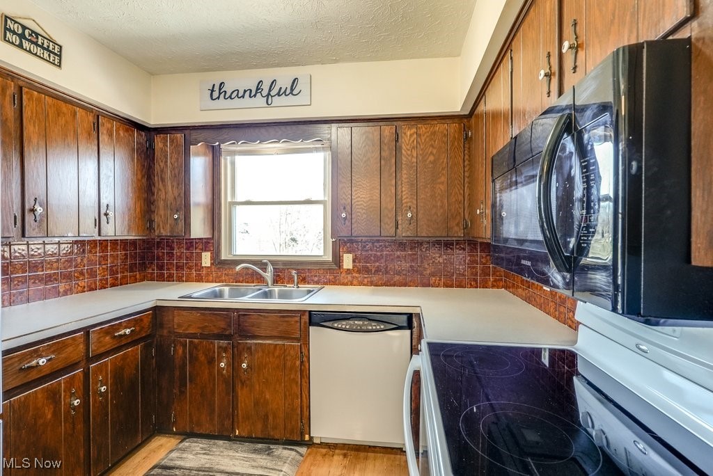 1157 Bass Circle, Canton, Ohio image 9