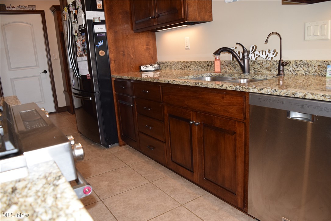 737 S Kohler Road, Orrville, Ohio image 13