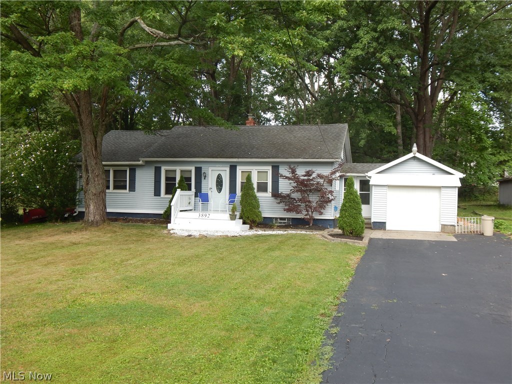 Great 3 bed 2 bath ranch in Stow with fully fenced back yard. Many updates in this home including newer AC, updated kitchen and both bathrooms, slate tile in mud room, crown molding in living room. Den/office on main level. Rec room and full bath on lower level. Treed back yard with covered back patio perfect for bond fires and entertaining. Attached garage.