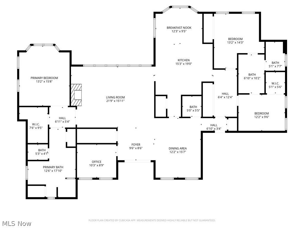 Photo of 6443 Hills And Dales Road NW, Canton, OH 44708 (MLS # 5191457)