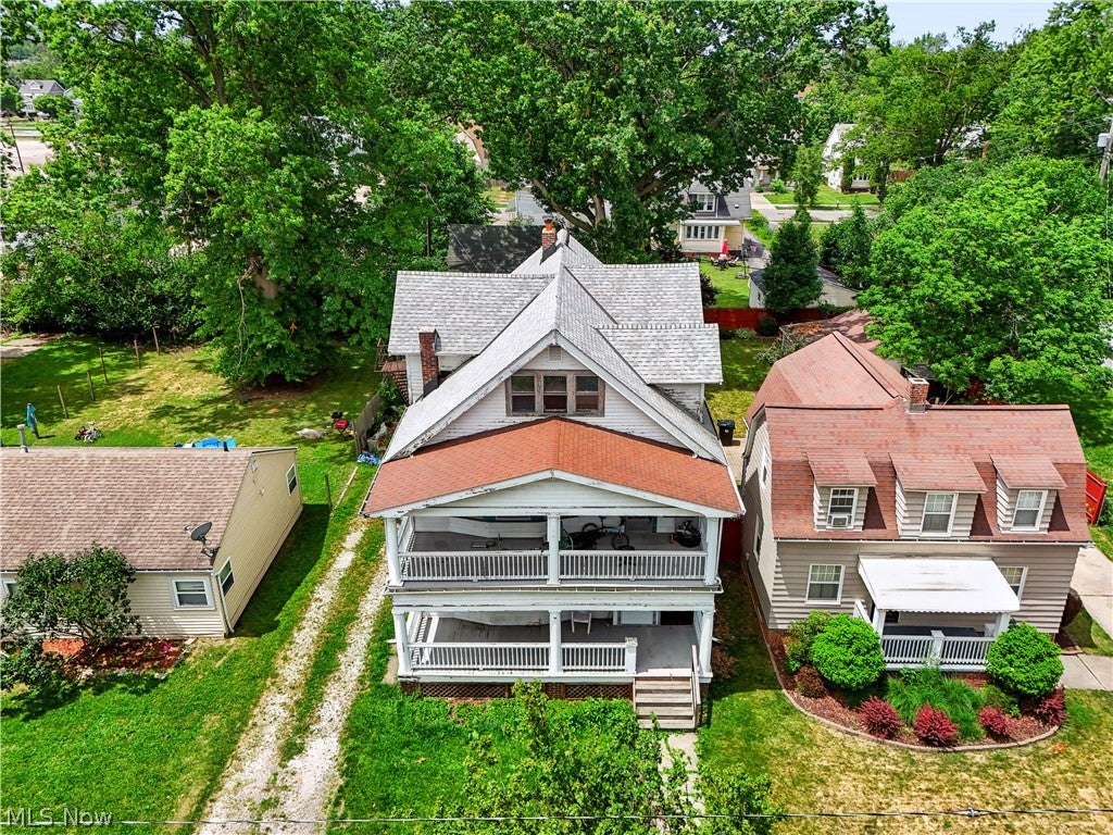 1382 E 188th Street