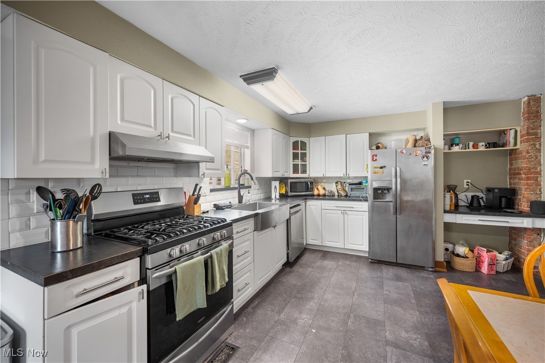 Pleasant Hill - Residential Income