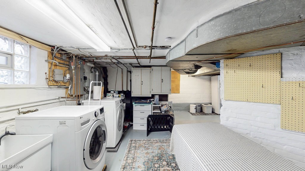 Shaker Heights, Ohio 44122, United States, 4 Bedrooms Bedrooms, ,3 BathroomsBathrooms,Residential,Active,203647