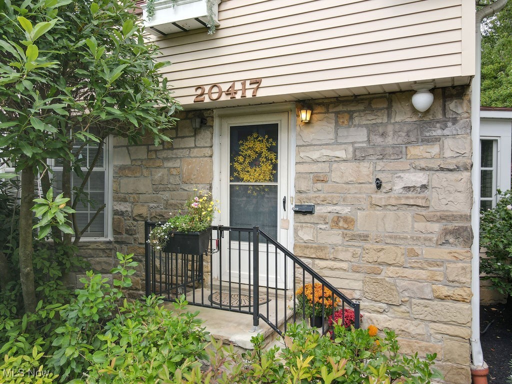 Shaker Heights, Ohio 44122, United States, 4 Bedrooms Bedrooms, ,3 BathroomsBathrooms,Residential,Active,203647